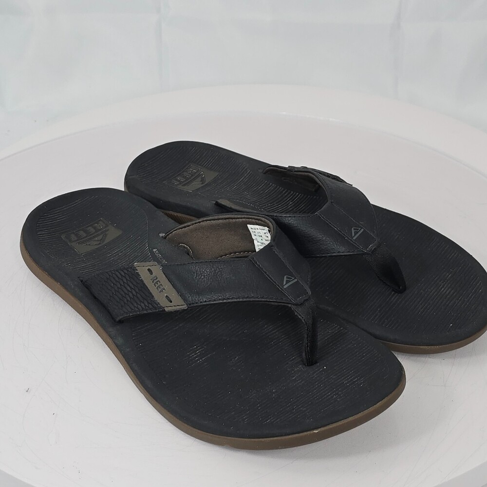 Reef Sandals Santa Ana Men 12 Black Synthetic Faux Leather Cushioned Flip Flops